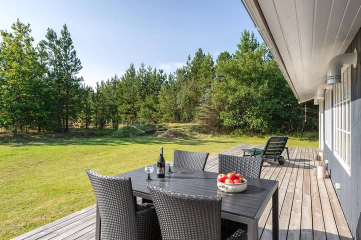 Ferienhaus für 6 Personen, mit Terrasse in Bratten - 2