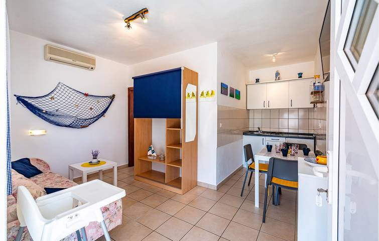 Ferienwohnung für 2 Personen, mit Terrasse auf Vir - 4