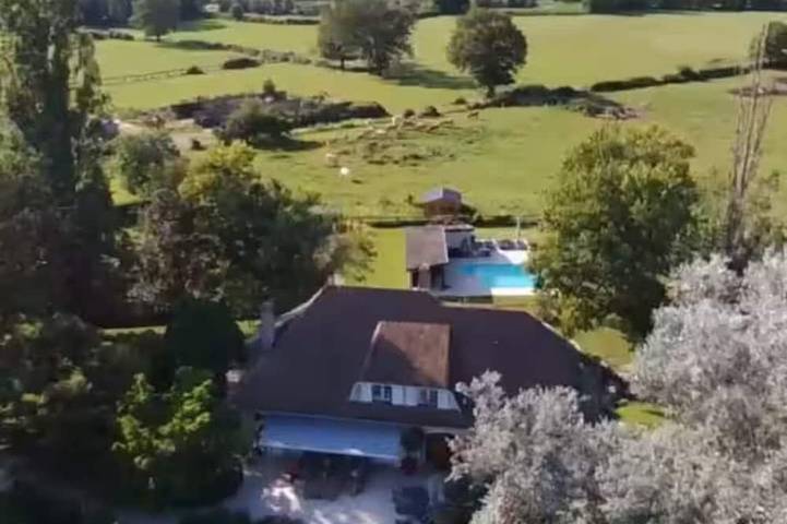 Maison de vacances pour 14 personnes, avec piscine, animaux acceptés
