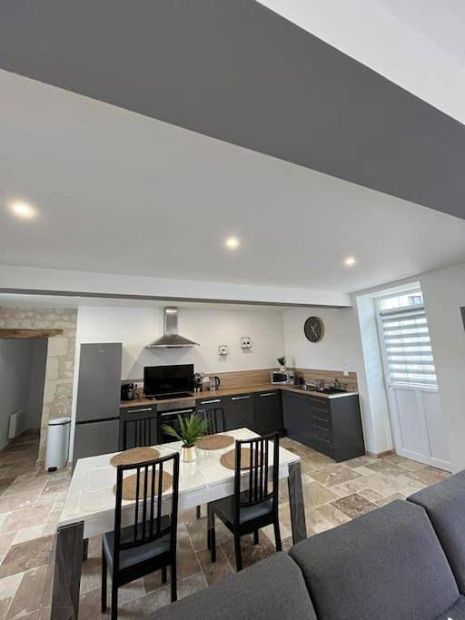 Location de vacances pour 5 personnes, avec terrasse à Sepmes - 2