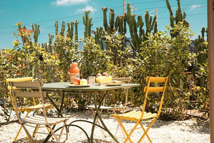 Ferienwohnung für 4 Personen, mit Balkon und Terrasse sowie Garten und Ausblick in Bordighera - 2