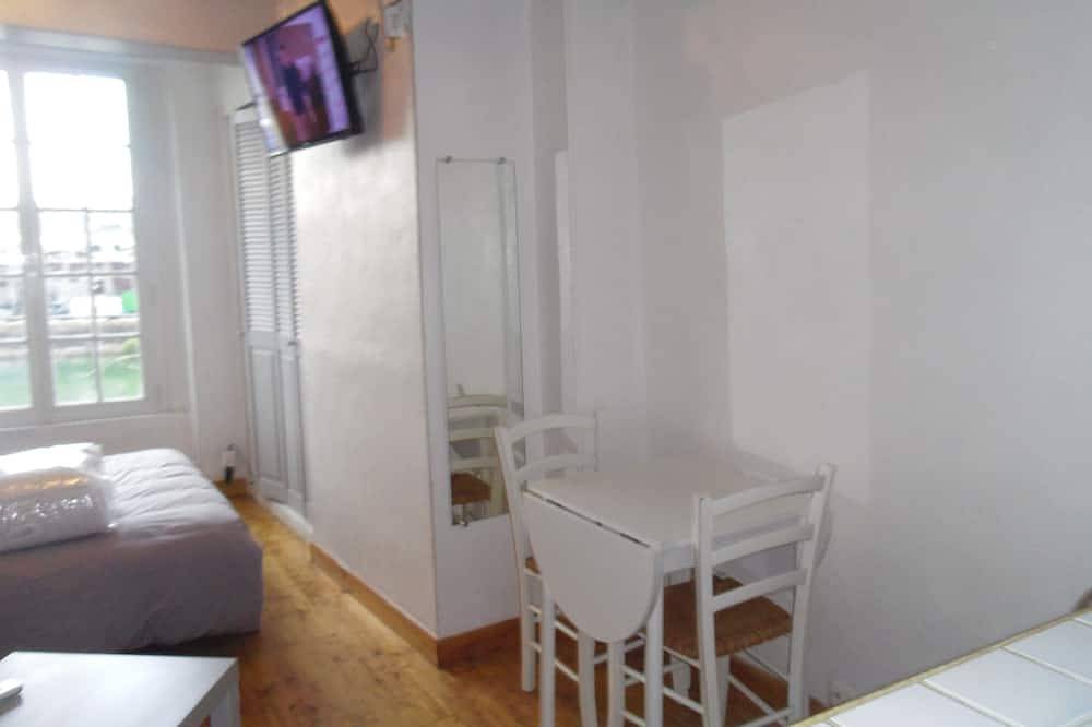 Apartamento entero, Gran ciudad en el estudio en el puerto de Dieppe in Dieppe (Sena Marítimo), Región de Dieppe