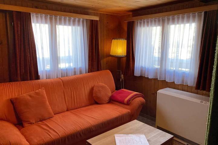 Appartement entier, Chalet Alphütte Appartement/Fewo, Dusche, Wc 4-Bettwohnung Erdgeschoss in Rosswald, Brig