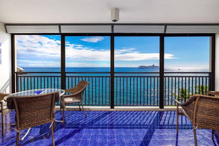 Apartamento para 2 personas, con piscina y balcón en Kailua-Kona