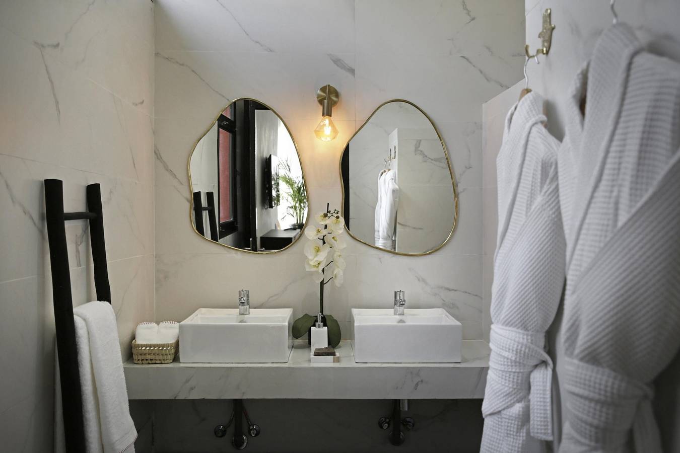 Loula in Marrakech with 4 bedrooms and 4 bathrooms in Marrakech-Tensift-El Haouz region