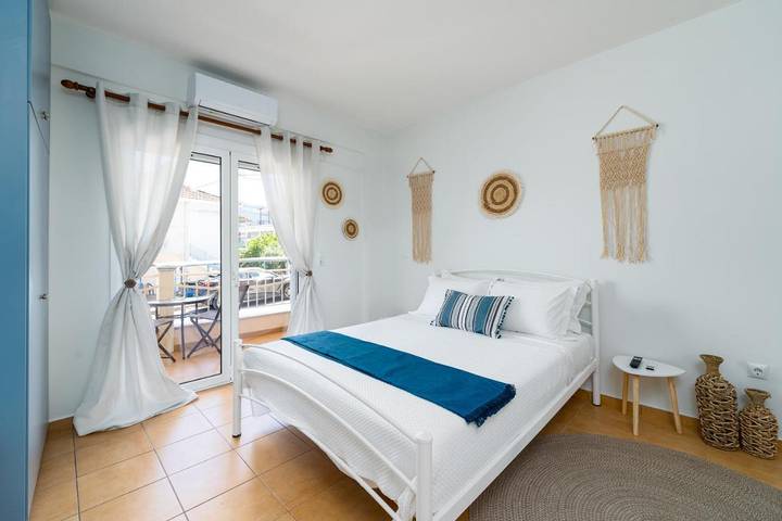 Appartement de vacances pour 2 personnes, avec terrasse ainsi que jardin et vue