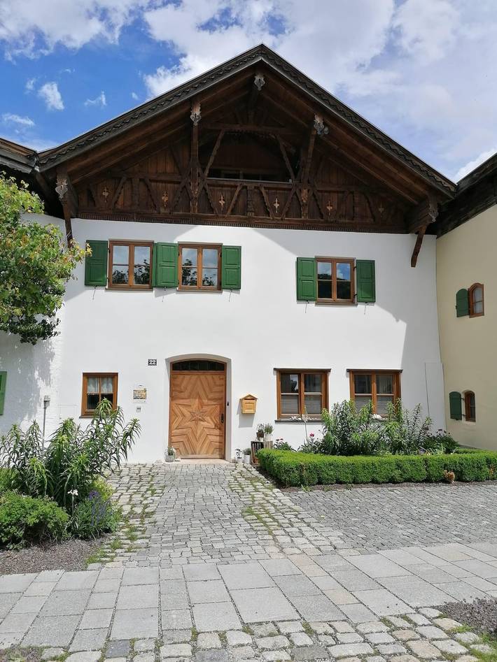 Ferienwohnung für 6 Personen, mit Balkon und Ausblick im Mittenwald
