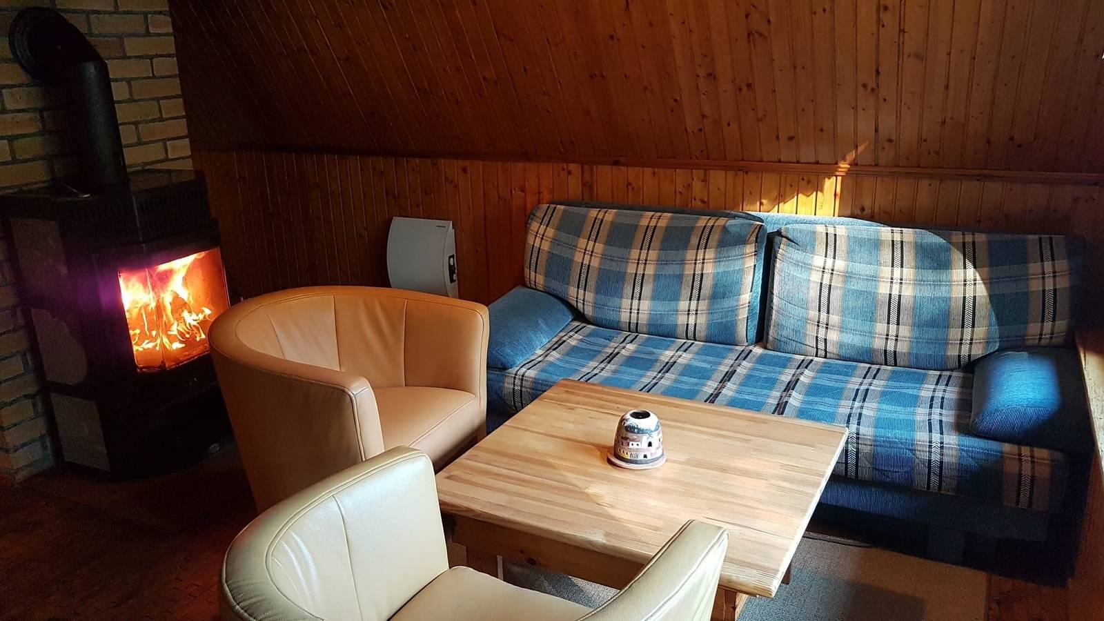 Finnhütte am Lübbesee in Milmersdorf, Barnimerland Region