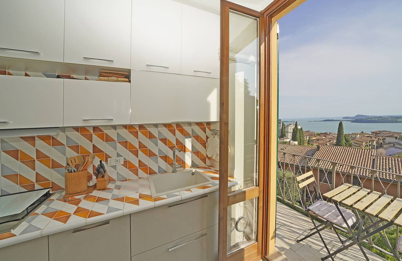 Ganze Wohnung, Blue Vista Gardone Riviera in Gardone Riviera, Gardasee-Berge