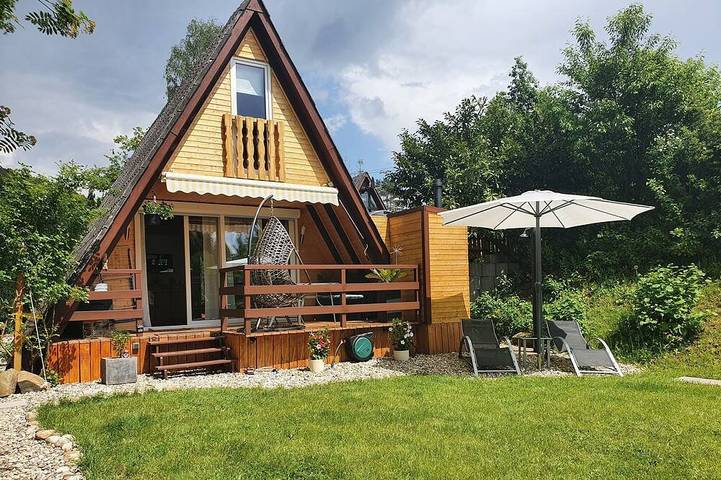 Ferienhaus für 4 Personen, mit Terrasse und Garten sowie Sauna in Gossersweiler-Stein