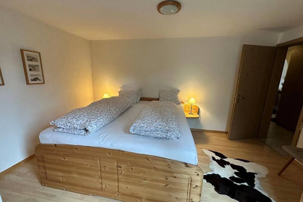 Ganze Wohnung, Wohnung Schluein in Schluein, Flims Laax Falera