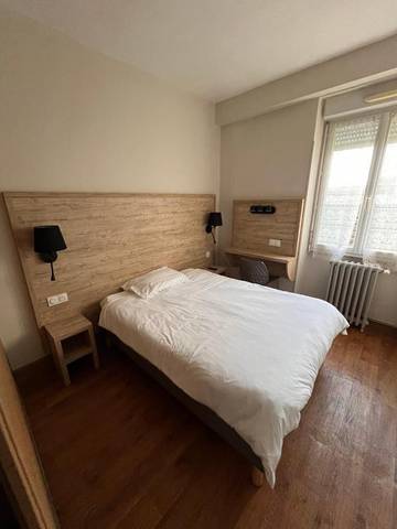 Hôtel pour 3 personnes, avec terrasse, animaux acceptés à Vic-Fezensac