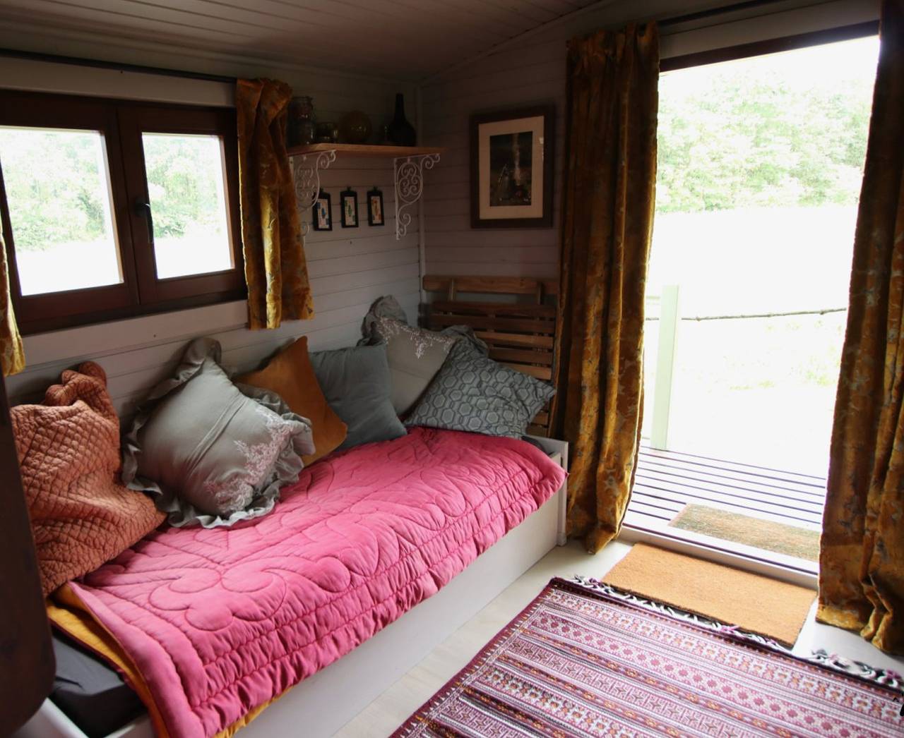 La Roulotte au Cabaret des Oiseaux in Martigné-Ferchaud, Fougères-Vitré