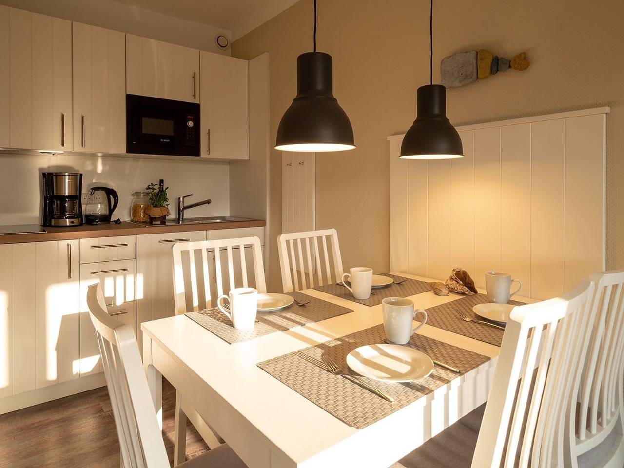 Ganze Wohnung, Im Jahr 2022 komplett neu und geschmackvoll renoviertes 3-Zimmer-Appartement mit Balkon in Spiekeroog