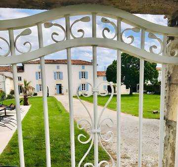 Maison De Vacances pour 6 Personnes dans Vergné, Région de Saint-Jean-d'Angély, Photo 3