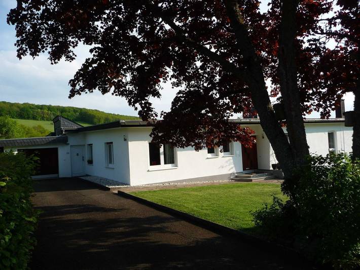 Ferienwohnung für 4 Personen, mit Ausblick und Garten, kinderfreundlich in Idar-Oberstein - 2