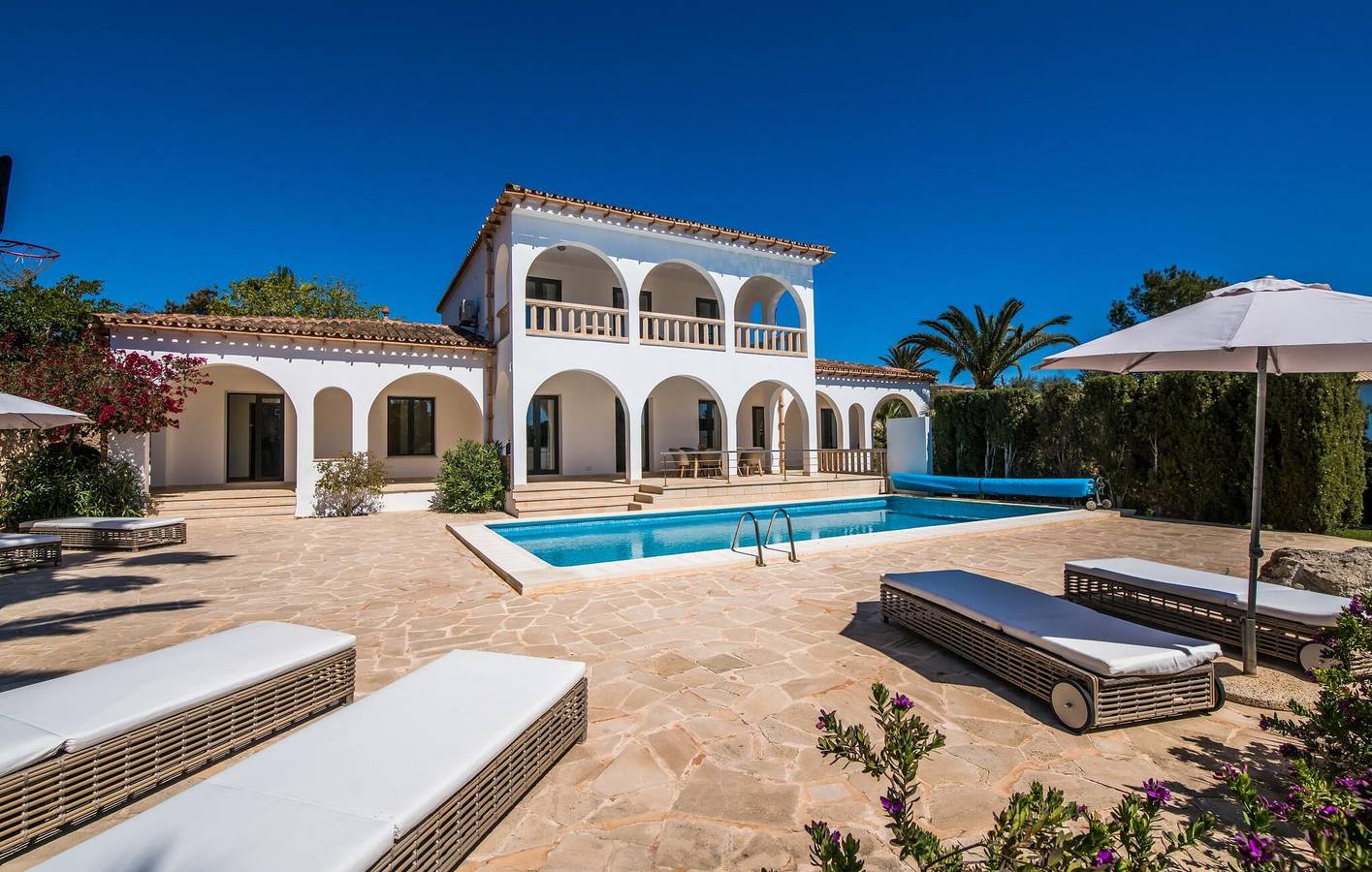 Sea View Terrace Apartment with Pool, 1.5km to Cala Llombards Beach in Cala Santanyí, Santanyí