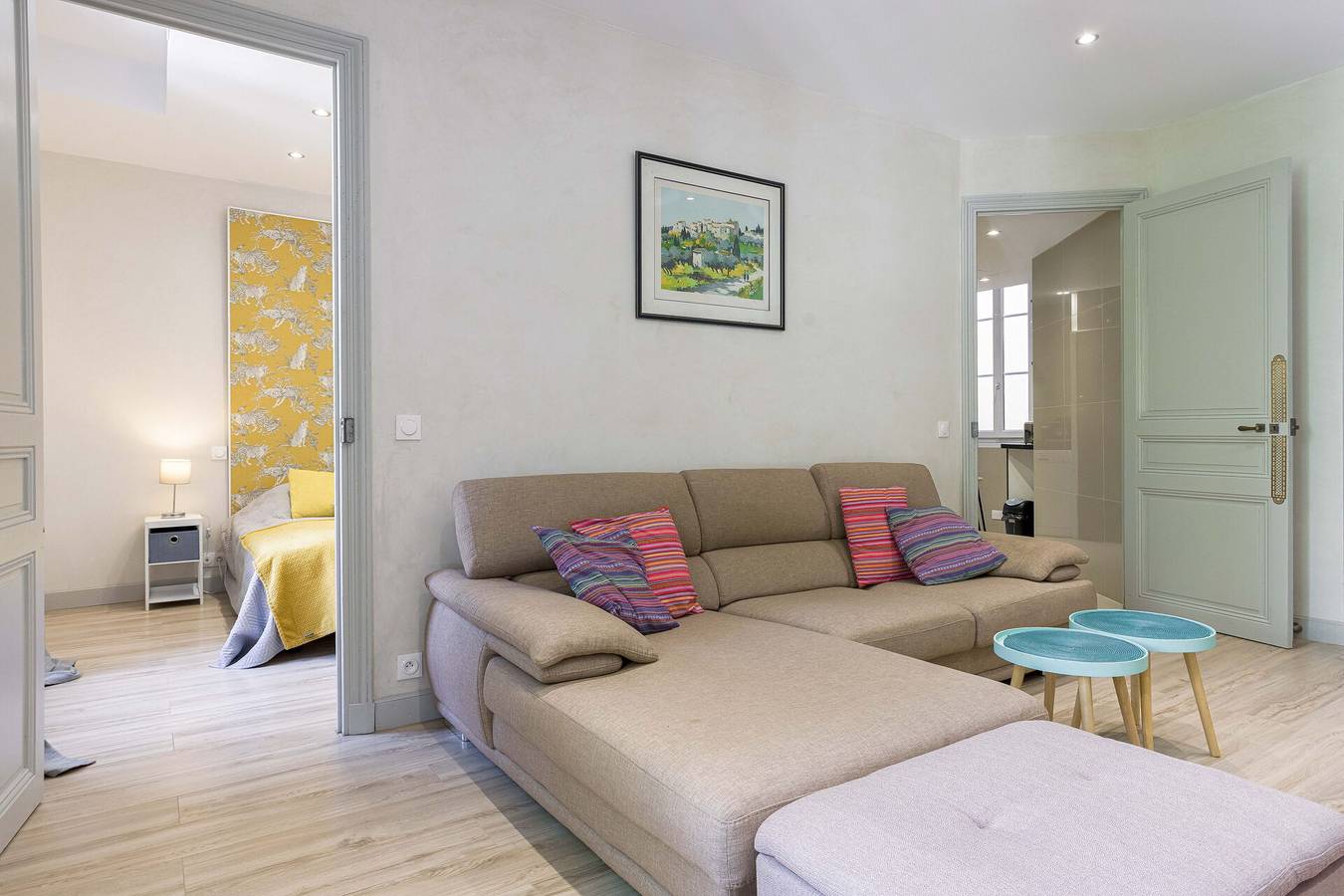 Entire apartment, 13 Boulevard Carnot in Cannes, Mediterranean Coast (France)