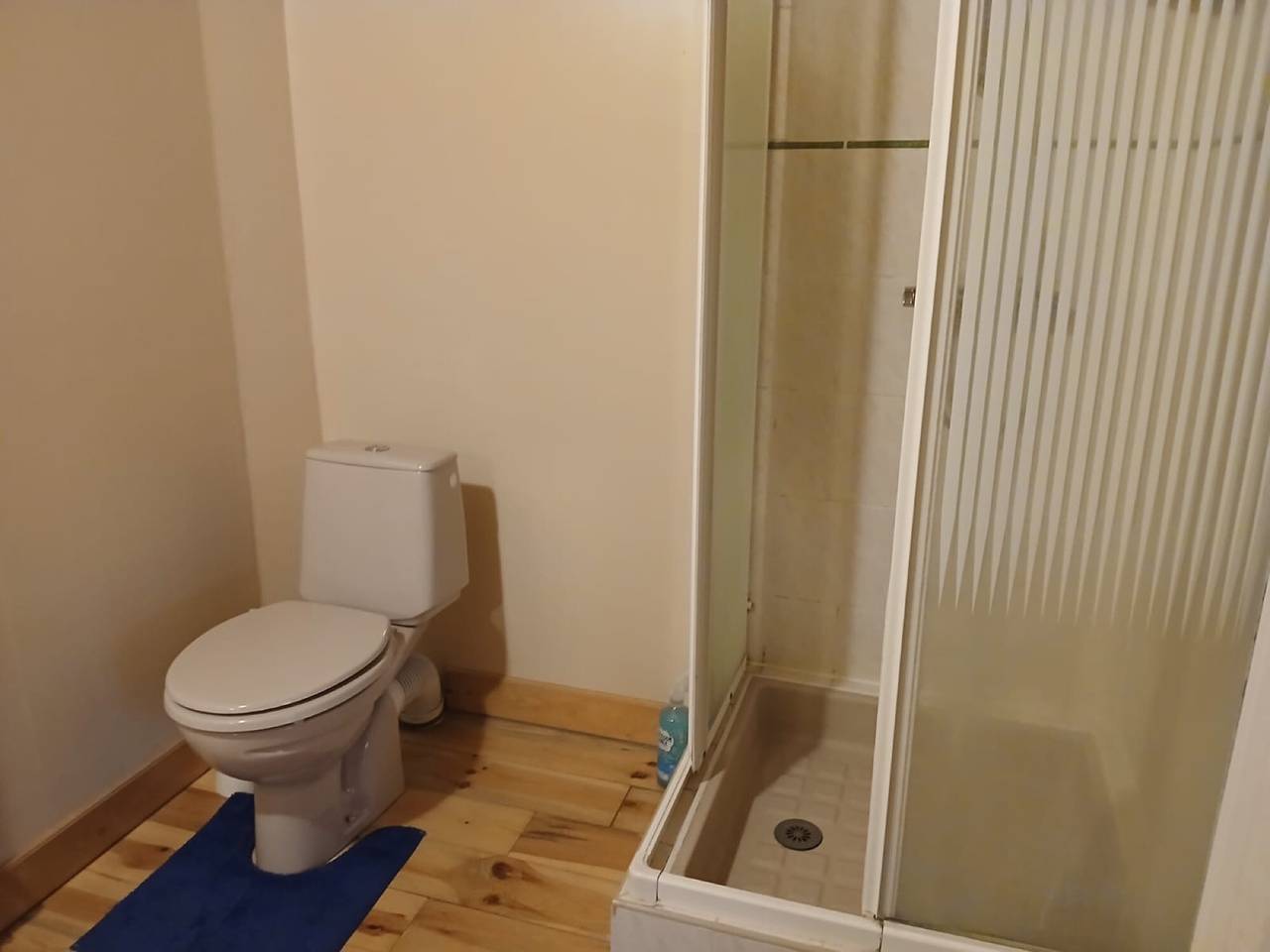 Chambre d’hôtes « Chambre D’Hôte 1 » avec vue sur la montagne et jardin commun in Beaulieu (Haute-Loire), Haute-Loire