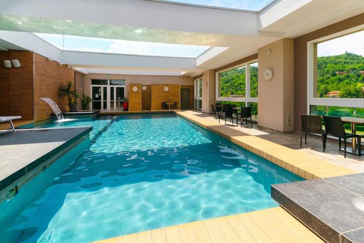 Appartamento per 2 persone, con Terrazza e Giardino nonché Piscina e Sauna a Zola Predosa
