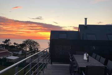 Location de vacances pour 10 personnes, avec jardin et jacuzzi dans Plage de Saint-Marguerite sur Mer