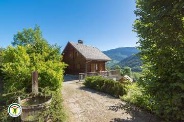 Chalet pour 6 Personnes dans Saint-Pierre-d'Entremont, Isère, Photo 1