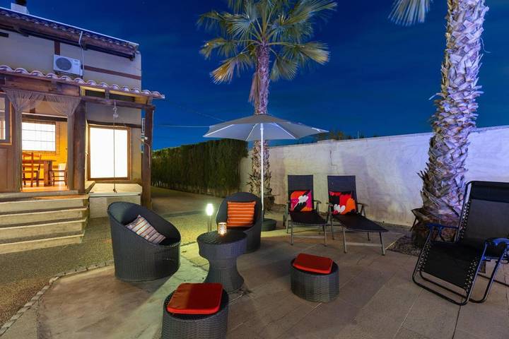 Chalet para 10 personas, con Balcón y Jacuzzi además de Terraza y Jardín en Valle de Ricote - 4