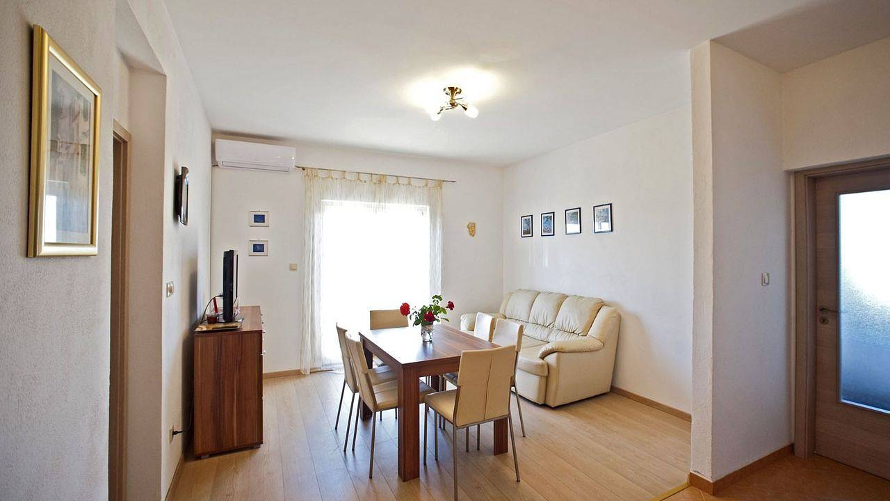 Ganze Ferienwohnung, Ferienwohnung für 6 Personen (56 m²) in Gornje Selo in Stomorska, Solta