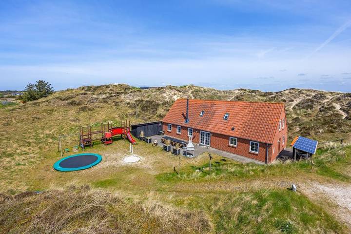 Ferienhaus für 14 Personen, mit Pool und Sauna