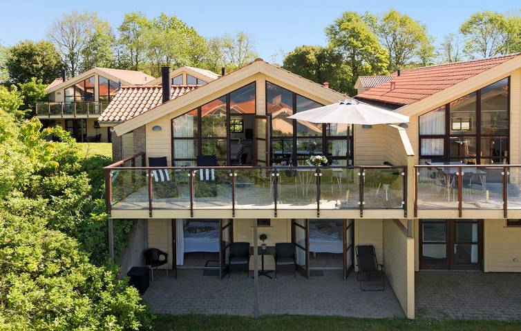 Ferienhaus für 6 Personen, mit Whirlpool und Terrasse sowie Garten und Sauna