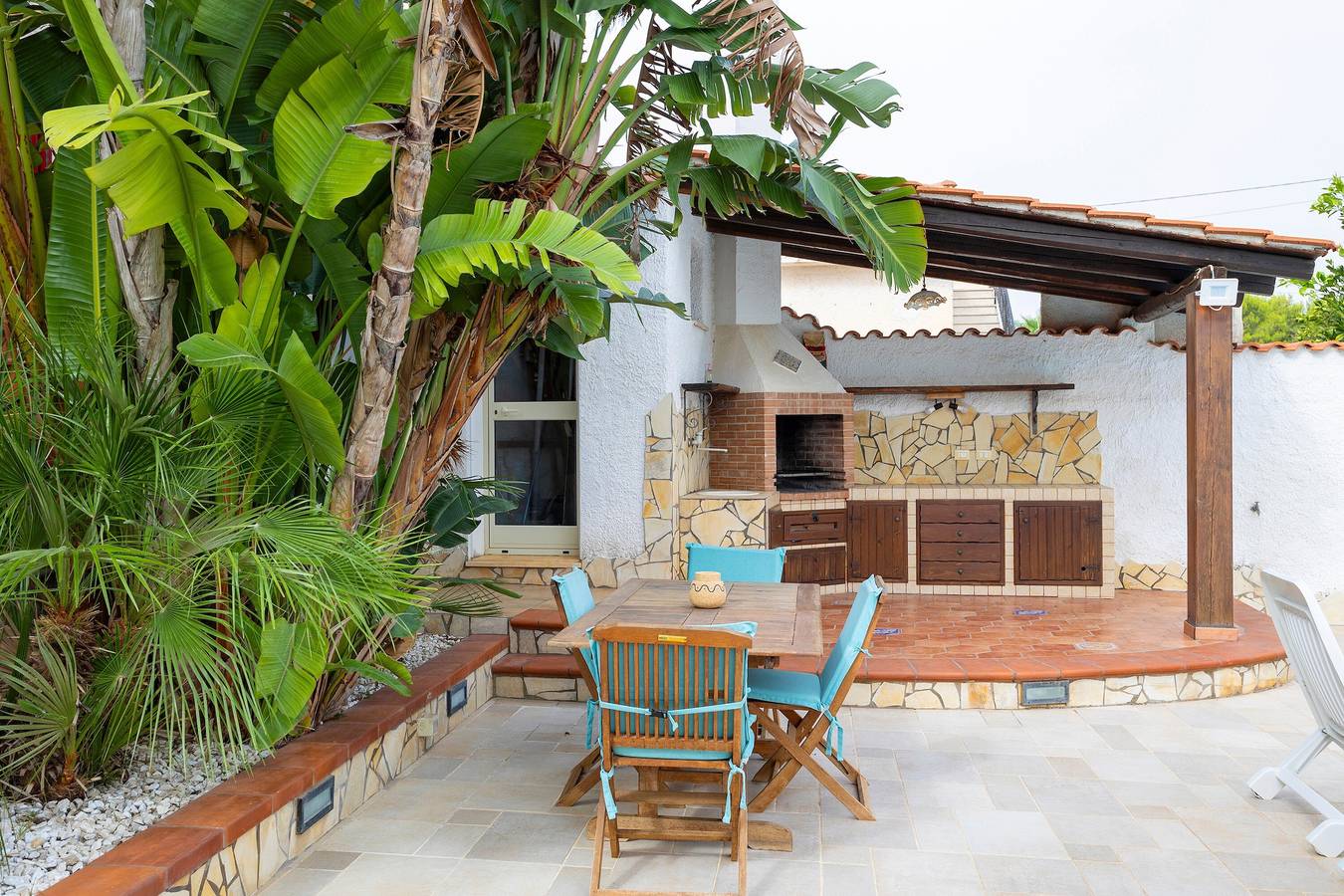 Villa "Riflessi d'Azzurro" con vistas al mar, piscina privada y Wi-Fi in Triscina, Castelvetrano (Municipio)