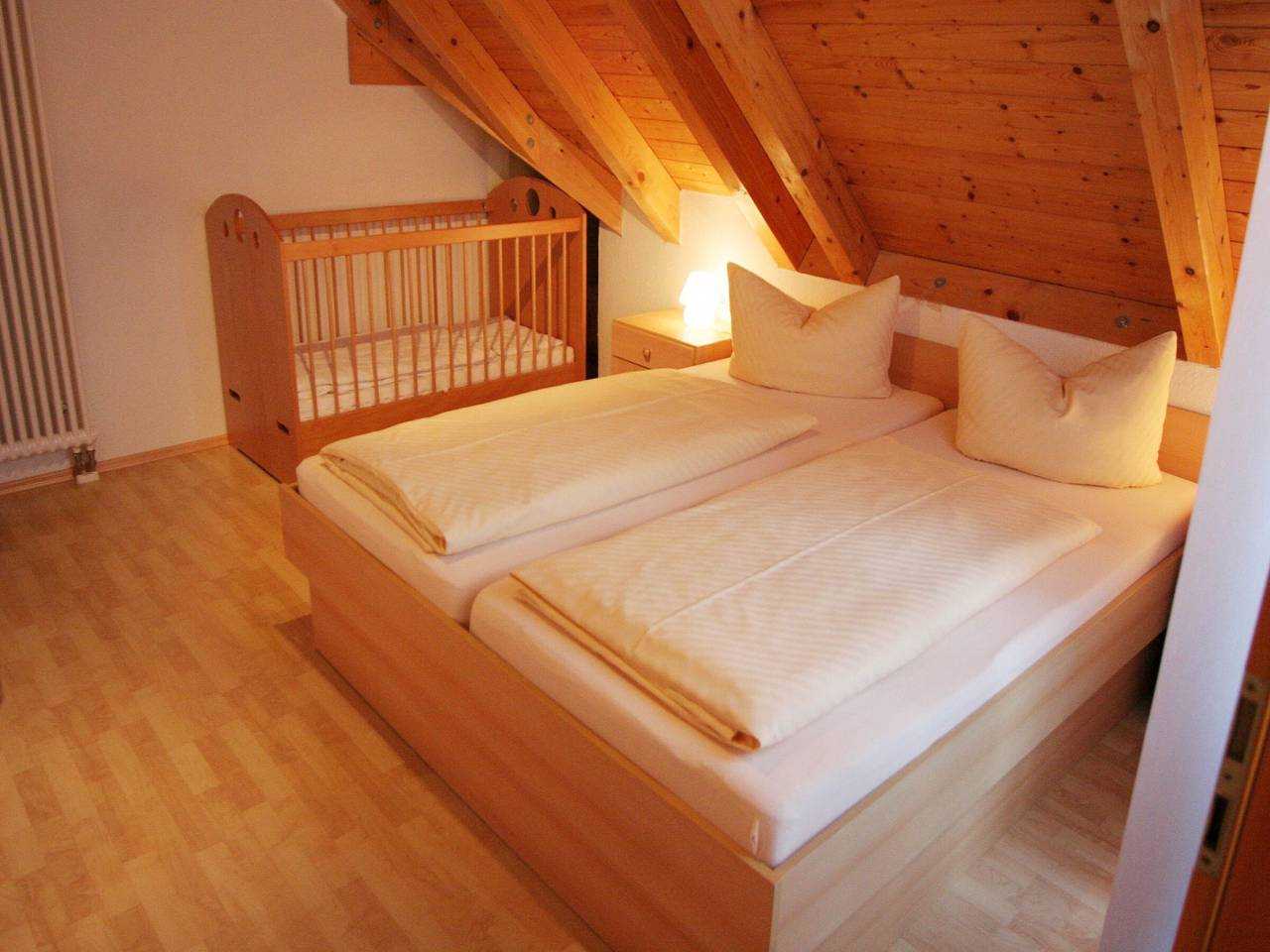 Ganze Wohnung, Sommerhof Rauber - Ferienwohnung 'Typ B 25' mit Seeblick, Gemeinschaftsgarten und Wi-Fi in Immenstaad, Immenstaad am Bodensee