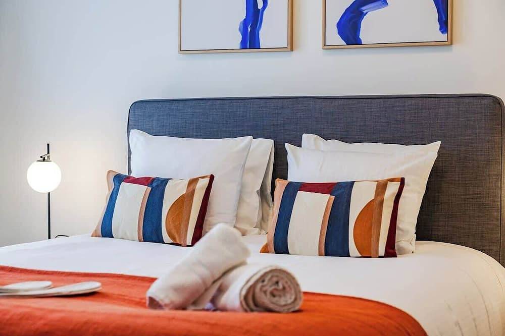 Ganze Wohnung, Luxurious 2-Br flat Near Nato & Eu in Schaerbeek - Schaarbeek, Flandern