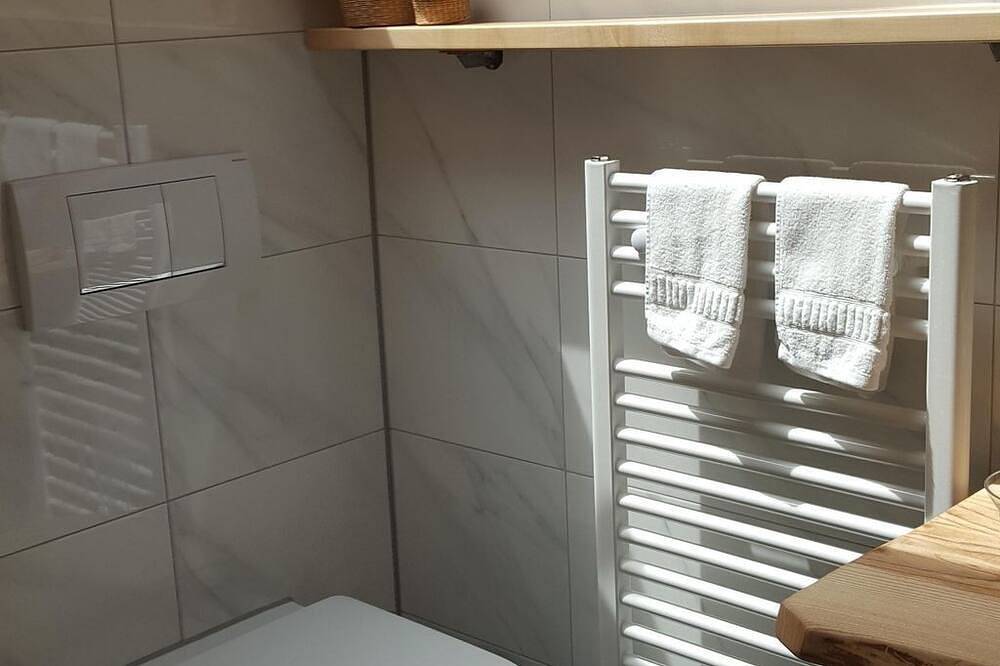 Ganze Wohnung, Haus Doll - Ferienwohnung Nr. 3 in Bad Bayersoien, Bayerische Alpen