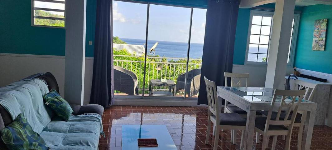 Gîte pour 3 personnes, avec terrasse et vue dans Plage du Coin - 2