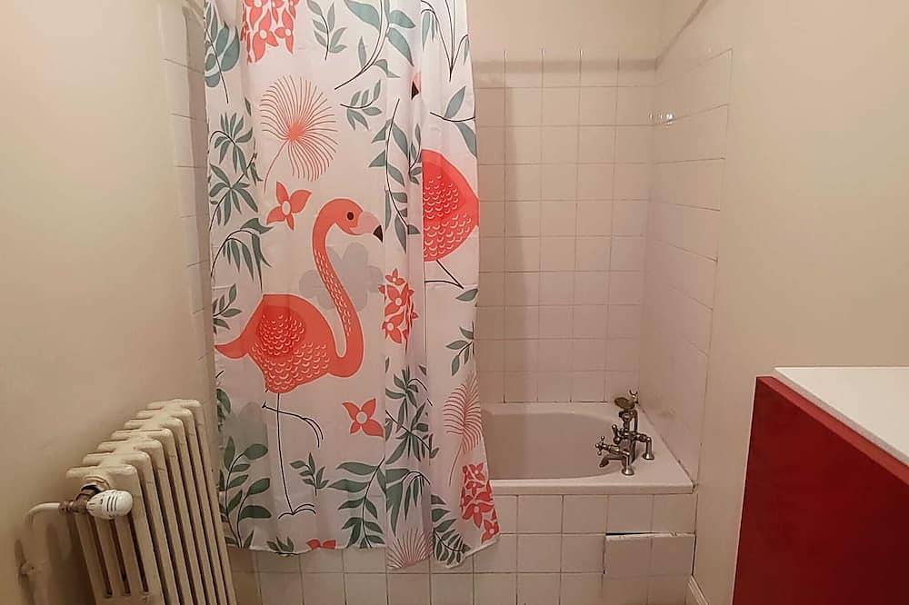Entire apartment, Le Coin Tranquille in Rodez, Massif Central