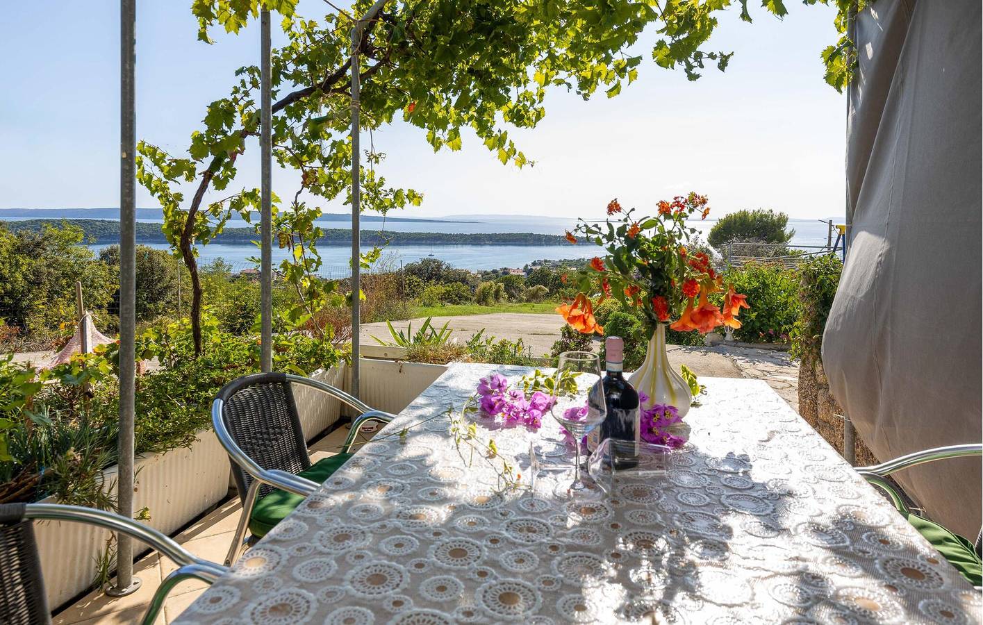 Ganze Ferienwohnung, Ferienwohnung für 2 Personen mit Terrasse in Banjol, Rab