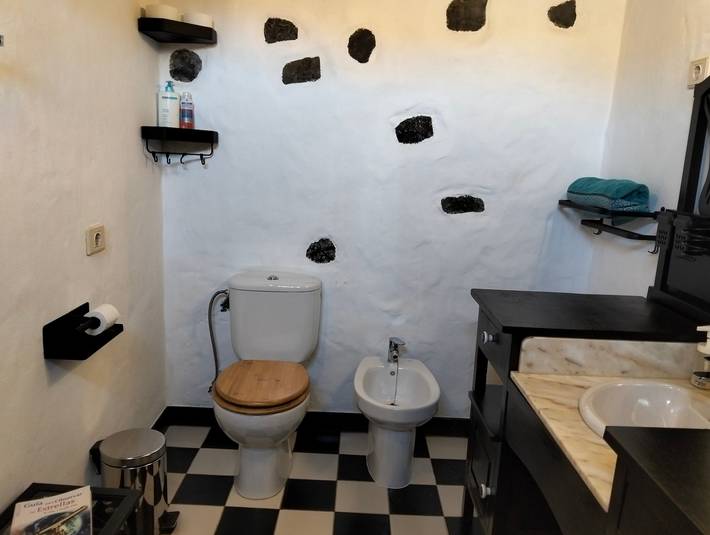 Casa vacacional 'Casa Del Risco Ternemoy' con vistas a la montaña, Wi-Fi y aire acondicionado in Pájara, Fuerteventura