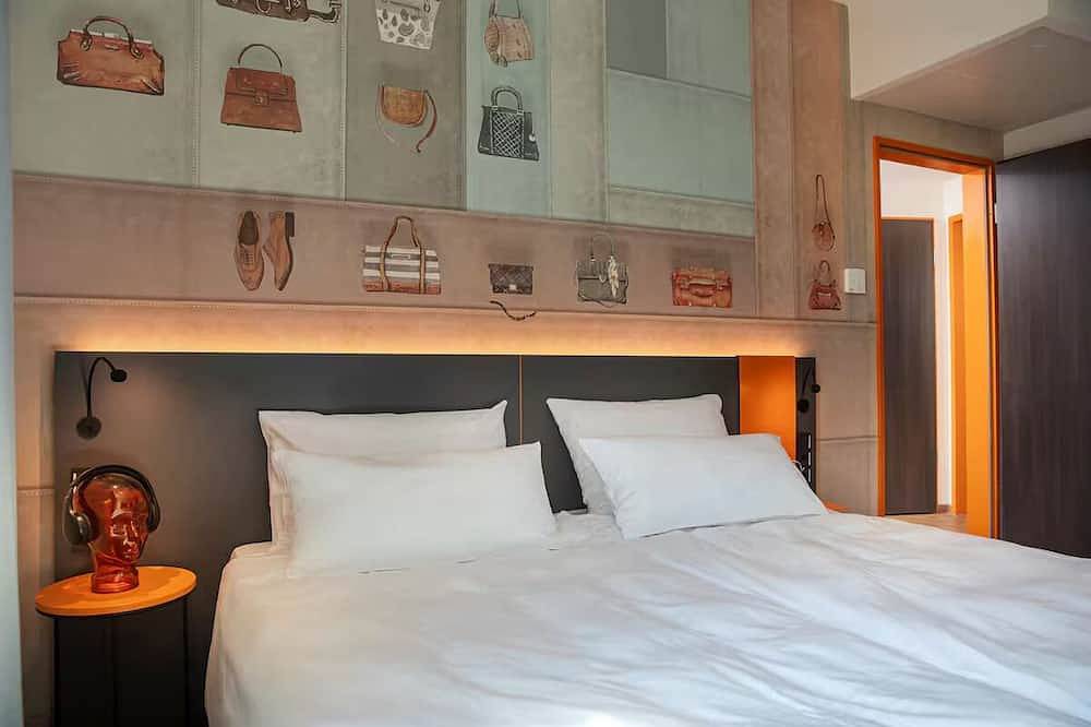 Quiet, Inviting Room – Ideal Base for Exploring Offenbach & Frankfurt in Offenbach am Main, Offenbach