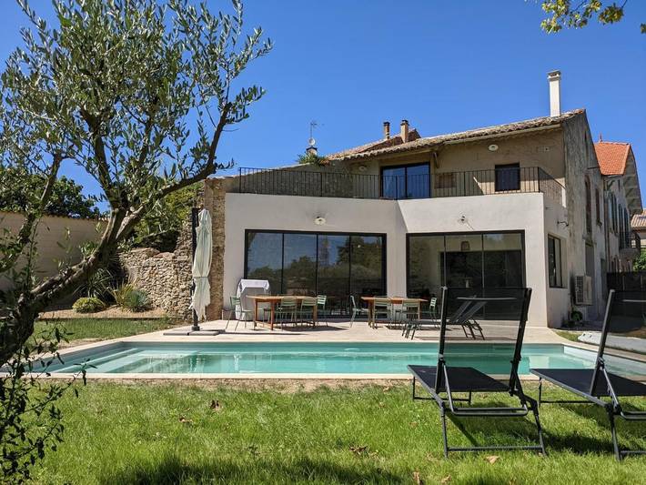 Villa pour 12 personnes, avec piscine et jardin