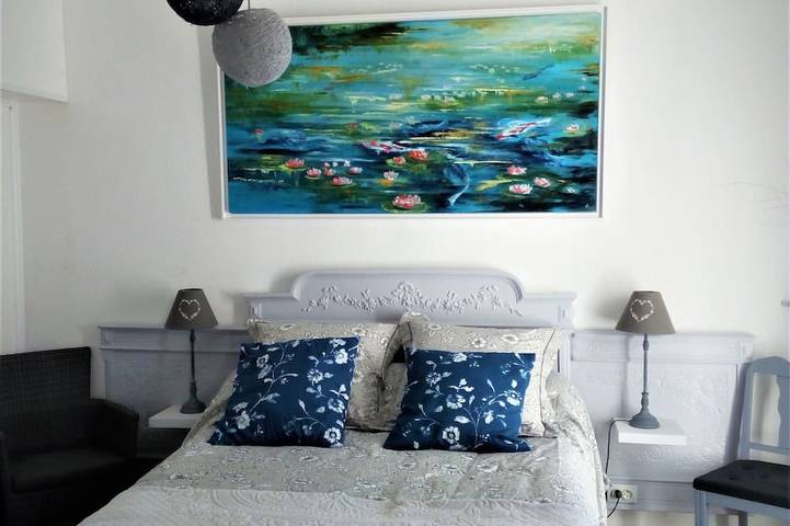 Location de vacances pour 8 personnes, avec jacuzzi ainsi que terrasse et jardin à La Verdière - 2