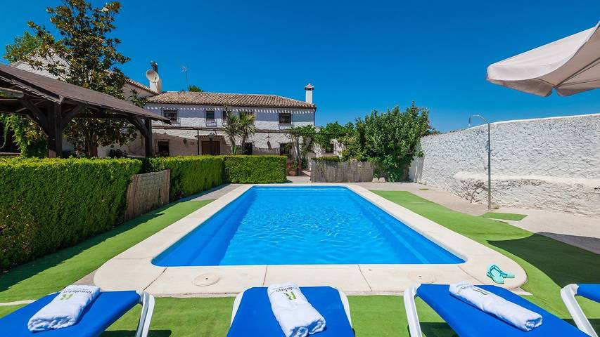 Villa für 20 Personen, mit Balkon/Terrasse und Pool in Spanien - 3