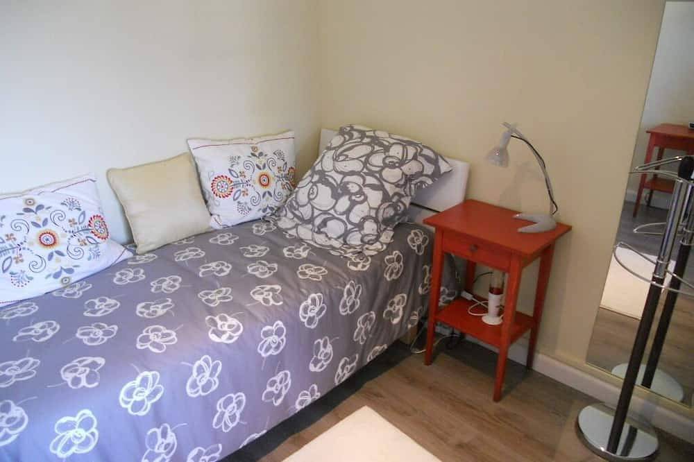 Appartement entier, Appartement 2 chambres en pavillon in Carrières-sur-Seine, Yvelines