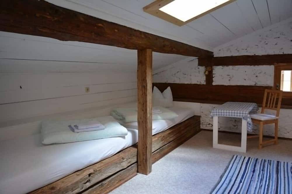 Idyllisches Ferienhaus, zentrumsnah und doch ruhig in Mayrhofen, Zillertaler Alpen