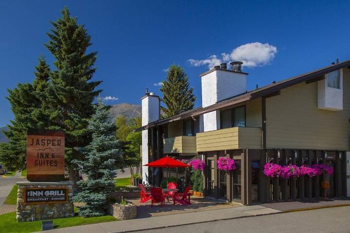 Hôtel pour 4 personnes, avec jacuzzi et piscine ainsi que sauna et jardin dans Jasper