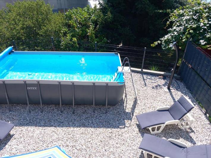 Ferienhaus für 5 Personen, mit Balkon und Terrasse sowie Garten und Pool