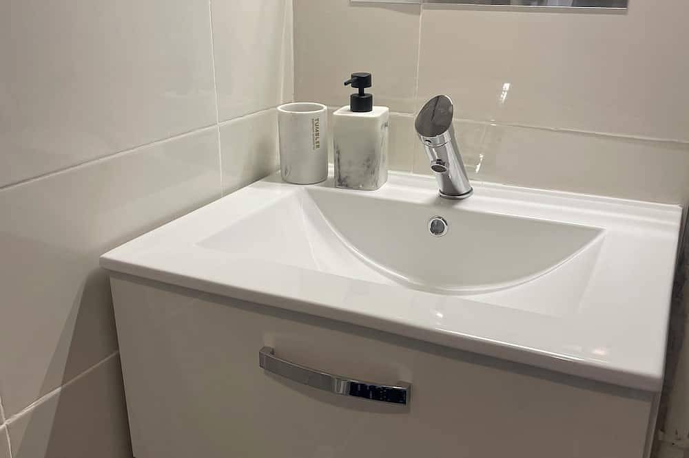 Entire apartment, Le Gambetta in Gien, Montargis region