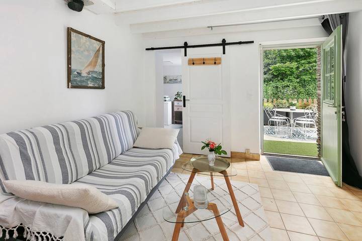 Gîte La P'tite Longère – Independent Cottage in a Peaceful Countryside Setting in Saint-Jacut-les-Pins, Vannes region