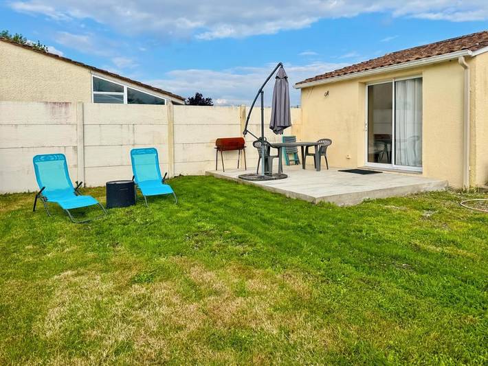 Gîte pour 7 personnes, avec jardin, animaux acceptés à Arsac - 2