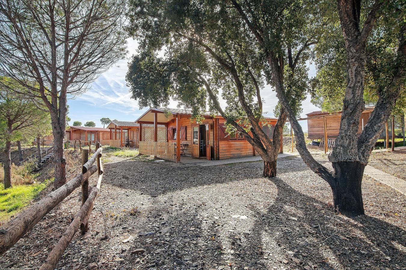 Bungalow „4“ mit Gemeinschaftspool, Wlan und Klimaanlage in Altura, Parque Natural da Ria Formosa